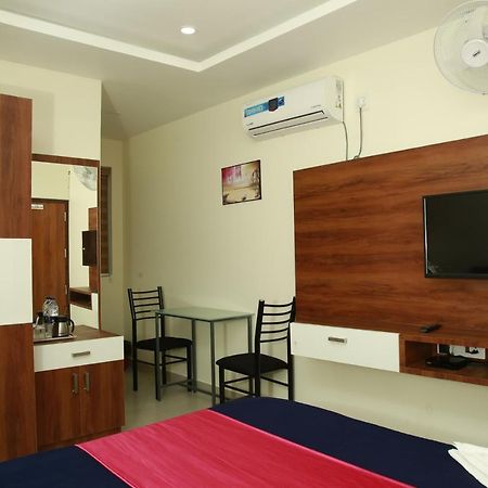 Dreams Residency Manjeri المظهر الخارجي الصورة